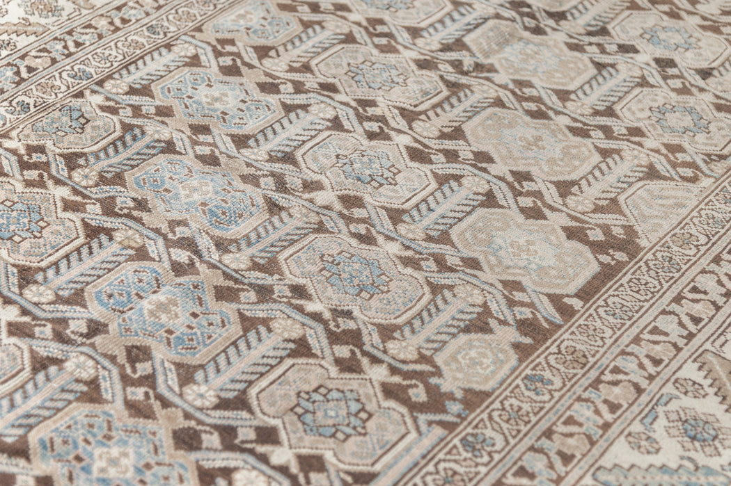 MALAYIR RUG, WEST PERSIA, 4' X 6'3"