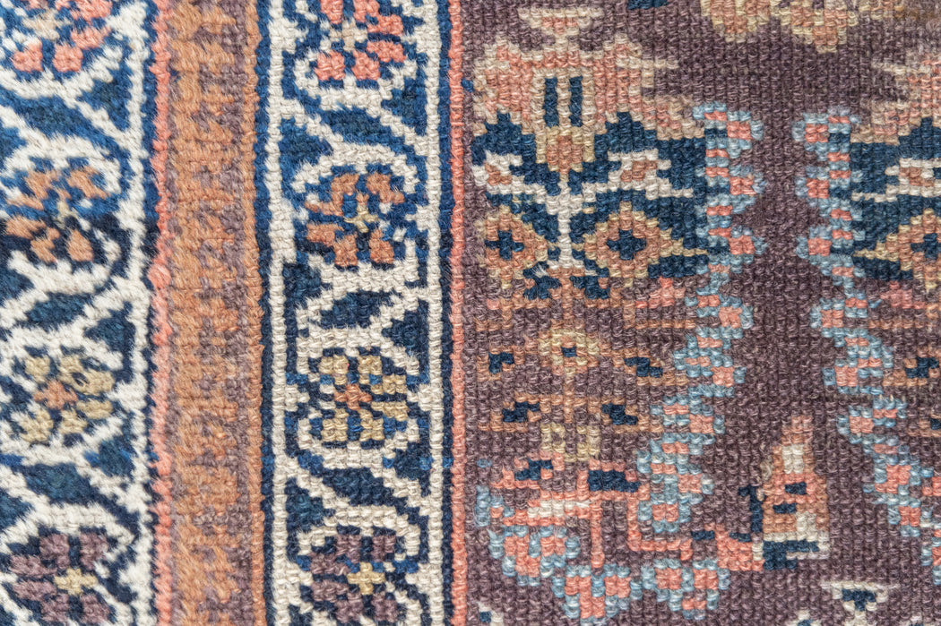 NORTH WEST PERSIAN RUG, NORTH WEST PERSIA, 2'8" X 8'10"