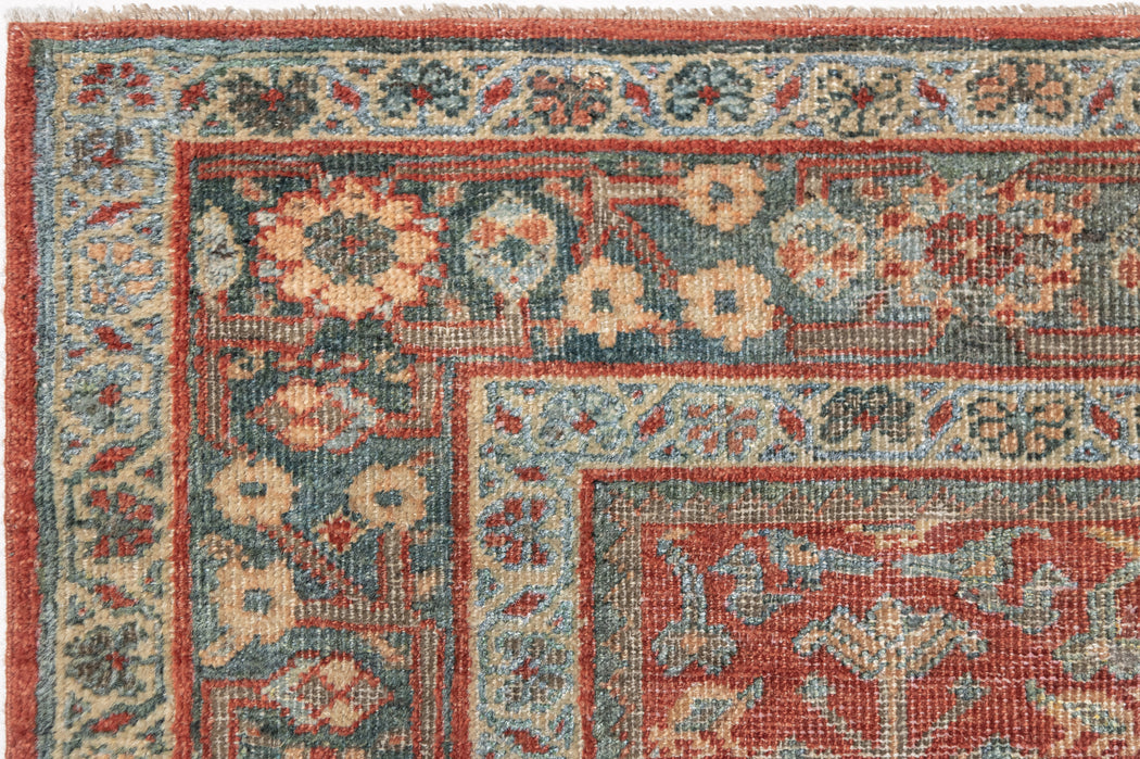 SULTANABAD RUG, WEST PERSIA, 5'10" X 9'8"