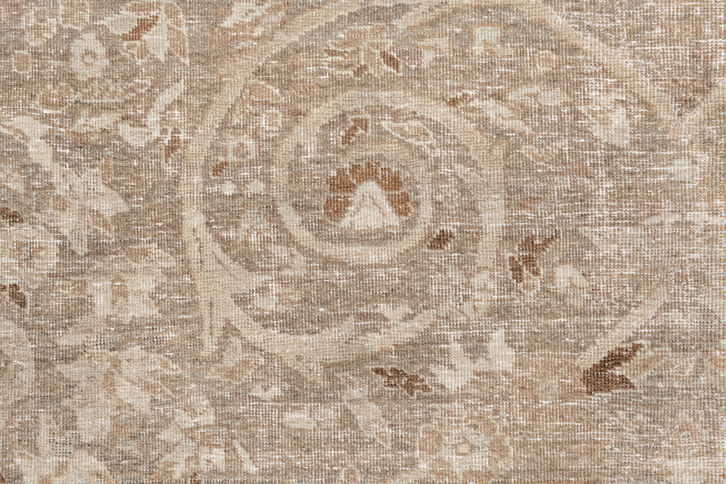 AR31366, TABRIZ RUG, NORTH WEST PERSIA, 6' 11" x 10'4"