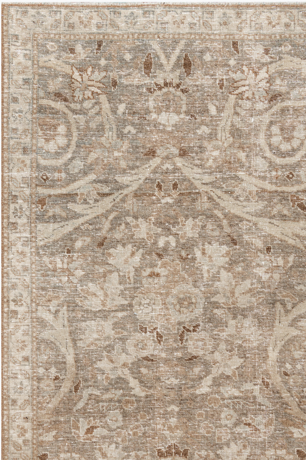 AR31366, TABRIZ RUG, NORTH WEST PERSIA, 6' 11" x 10'4"