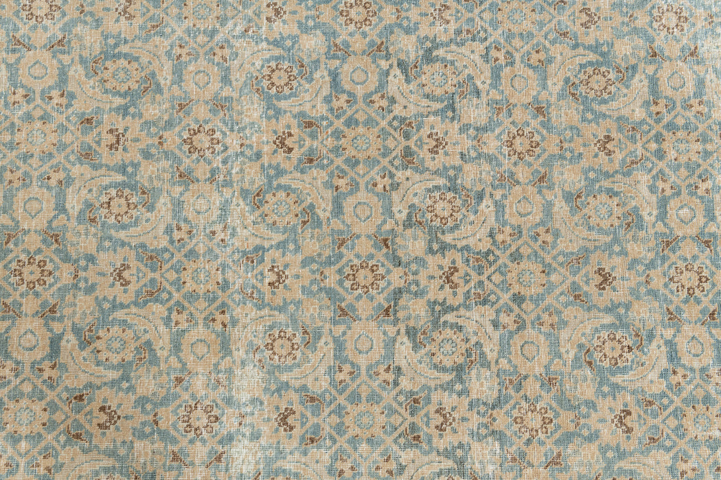 TABRIZ RUG, NORTH WEST PERSIA , 7'8" x 10'8"