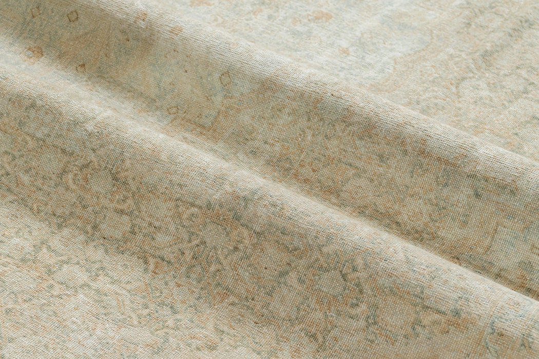 TABRIZ RUG, NORTH WEST PERSIA , 9'5" x 11'11"