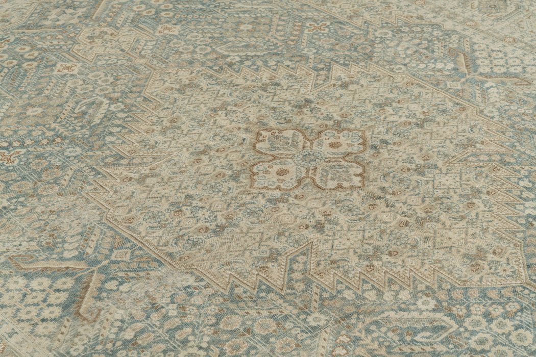 TABRIZ RUG, NORTH WEST PERSIA , 8'4" x 10'4"