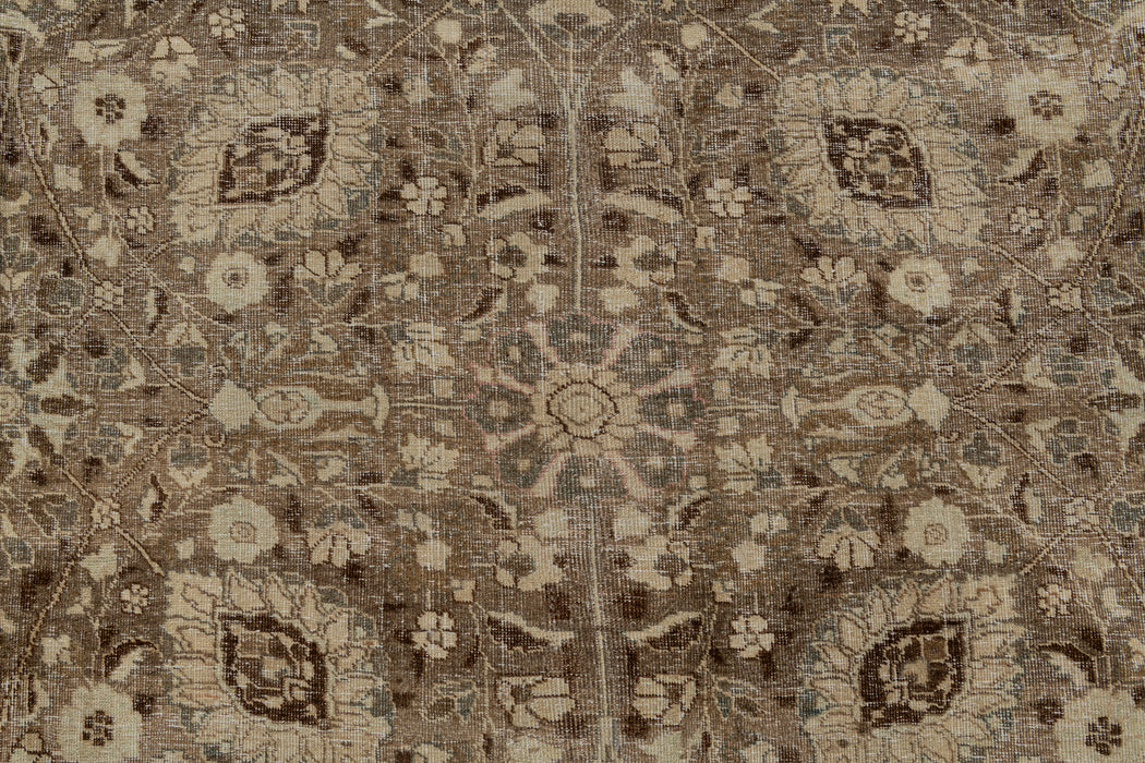 TABRIZ RUG, NORTH WEST PERSIA, 11'4" x 16'6"