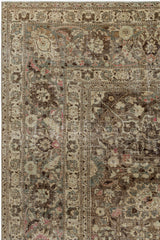 TABRIZ RUG, NORTH WEST PERSIA, 11'4" x 16'6"