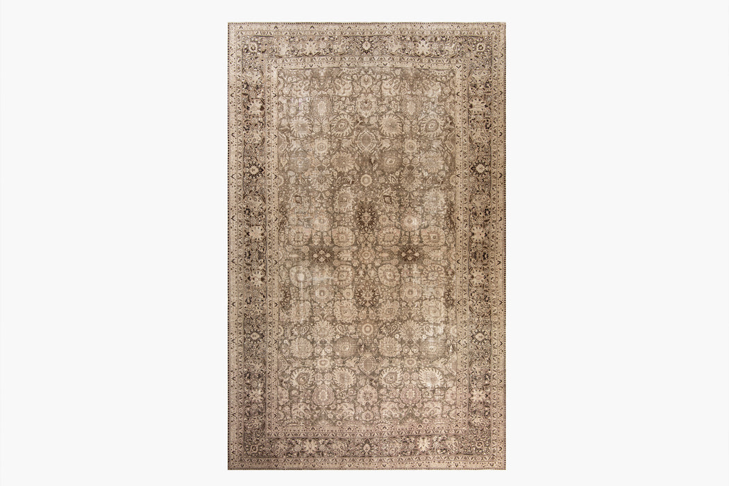 TABRIZ RUG, NORTH WEST PERSIA, 13' X 20'