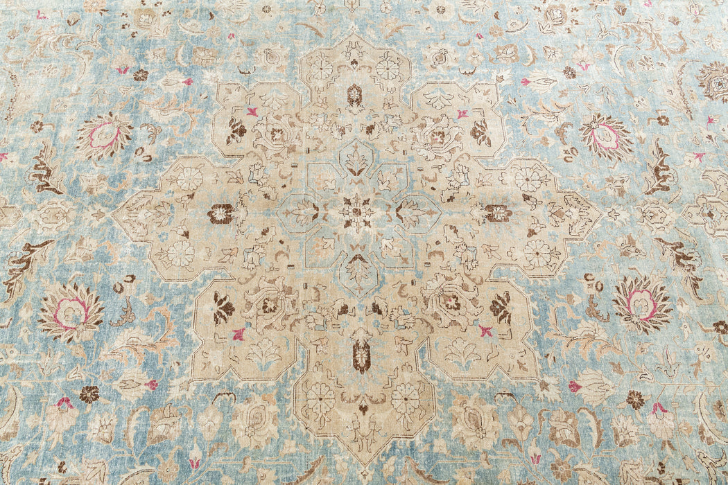 TABRIZ RUG, NORTH WEST PERSIA, 14'4" X 21'