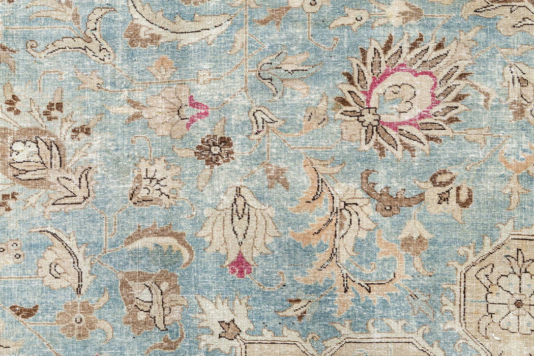 TABRIZ RUG, NORTH WEST PERSIA, 14'4" X 21'