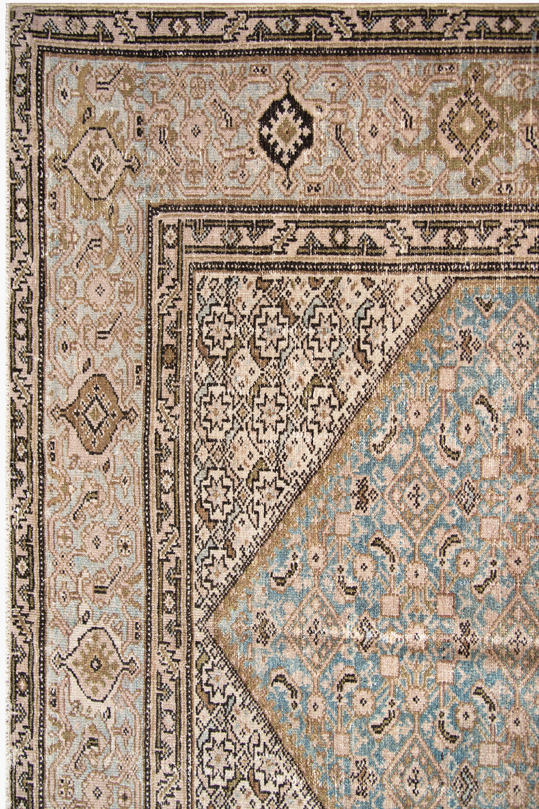 MALAYIR RUG, WEST PERSIA, 6' 7" X 16' 3"