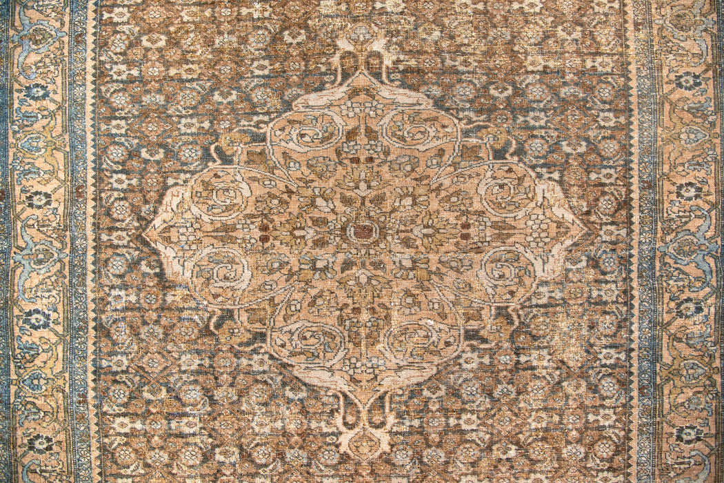 AR31477/10060524, TABRIZ AFSHAR RUG, NORTH WEST PERSIA, 4' X 6'8"