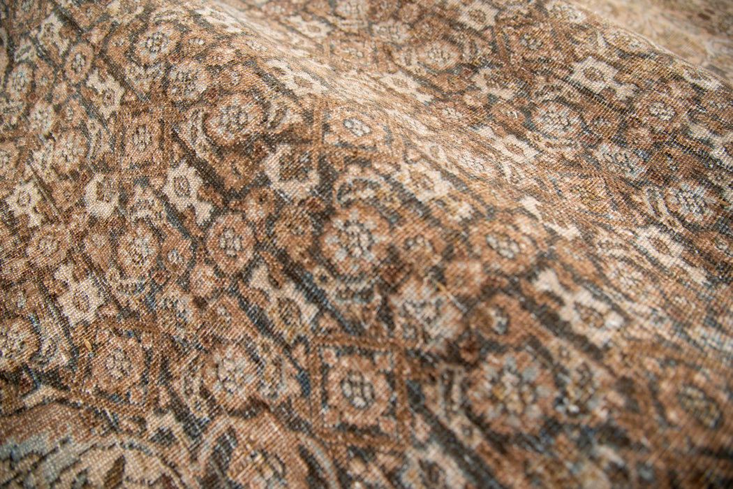AR31477/10060524, TABRIZ AFSHAR RUG, NORTH WEST PERSIA, 4' X 6'8"