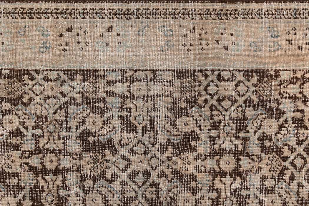 AR31493, TABRIZ RUG, NORTH WEST PERSIA, 3'2" X 10'9"