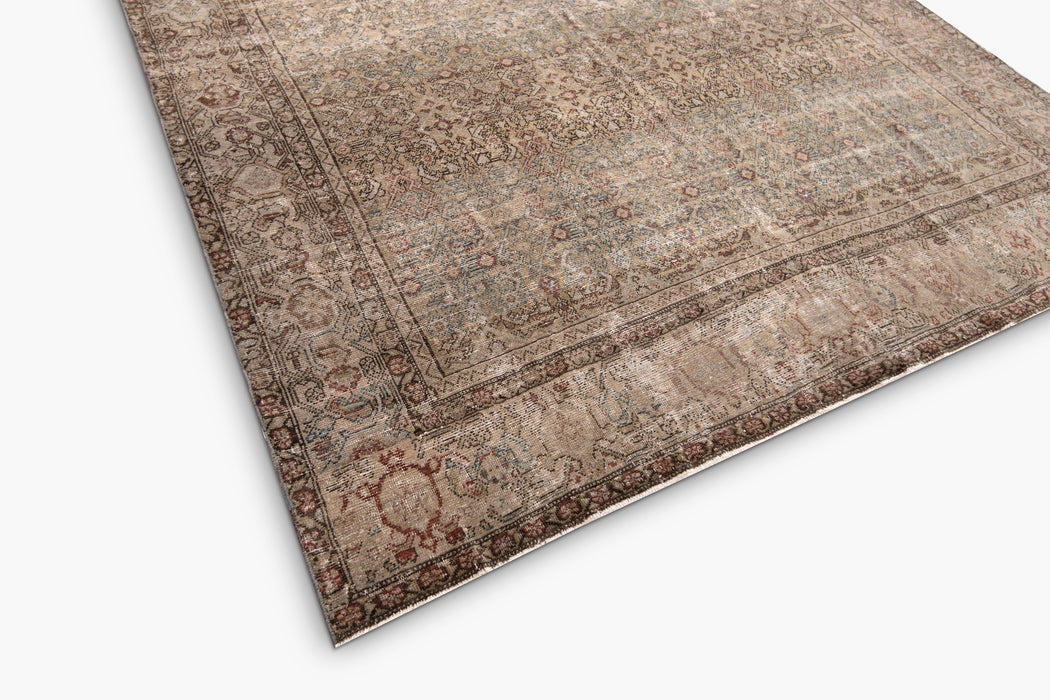 AR31501, FERAGHAN RUG, WEST PERSIA, 8'x10'4"
