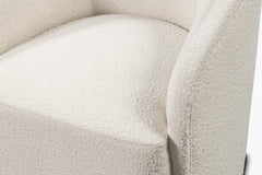 Artemis Grande Chair