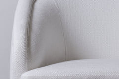 Artemis Grande Chair