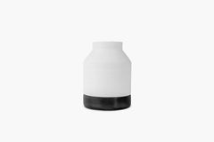 Cotes Vessel - White on Black Sandstone