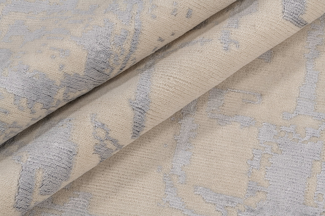 Arte Rug – Ivory / Silver