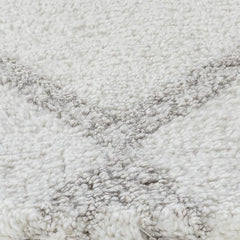 Trattino Rug – Ivory / Sand