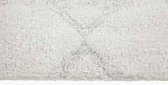 Trattino Rug – White / Silver