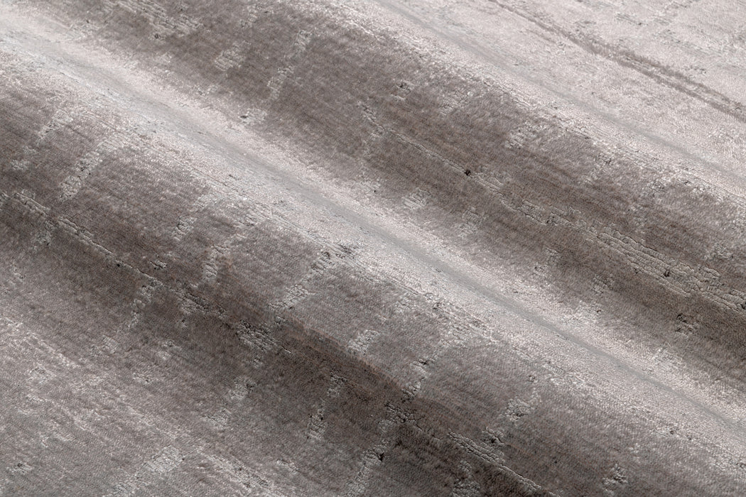 Oro Rug – Silver
