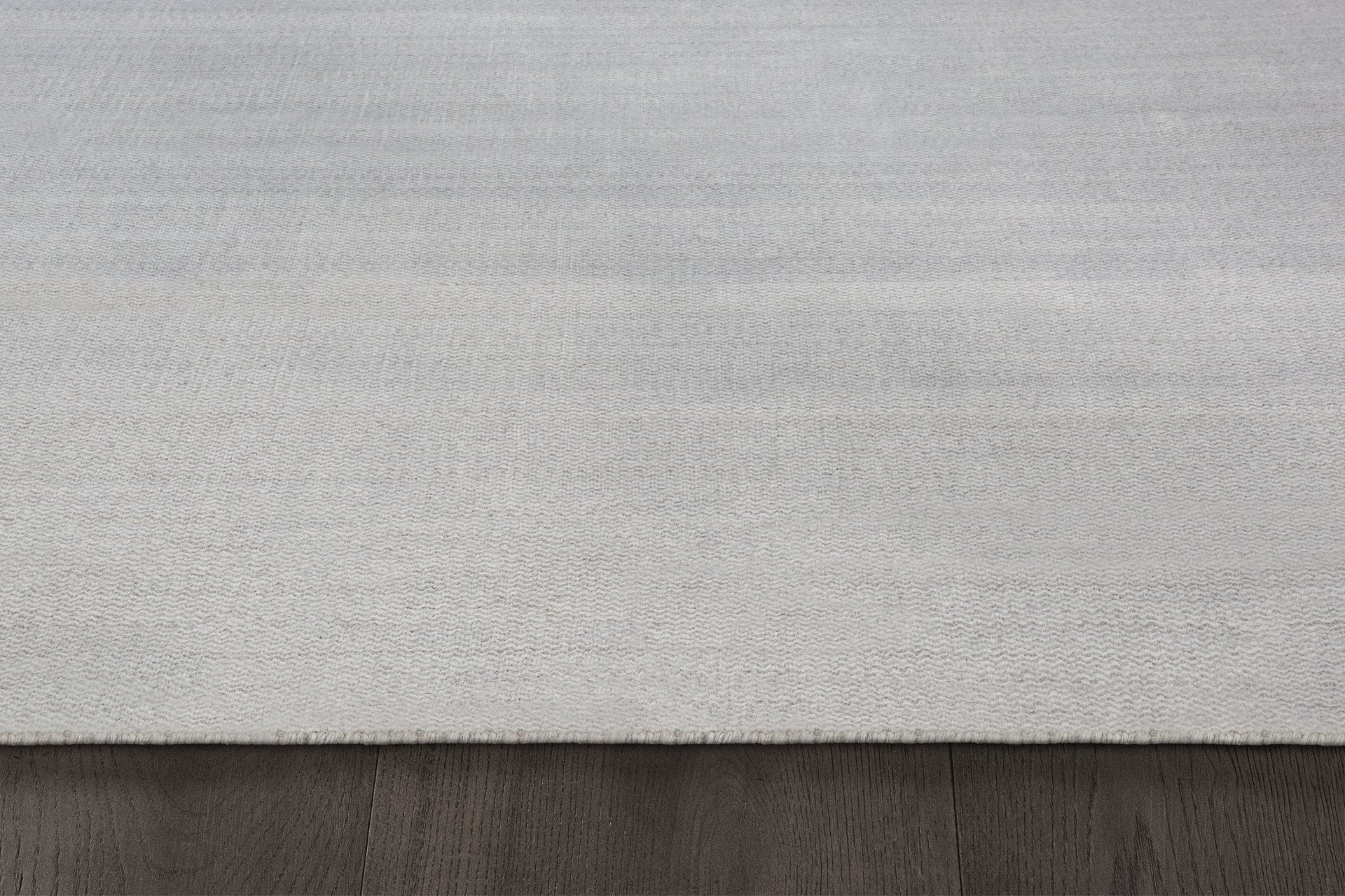 Macra Rug – Silver / Grey