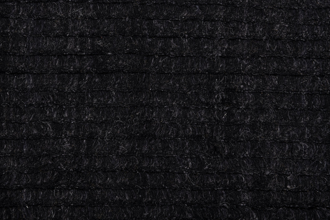 Isa Rug – Black