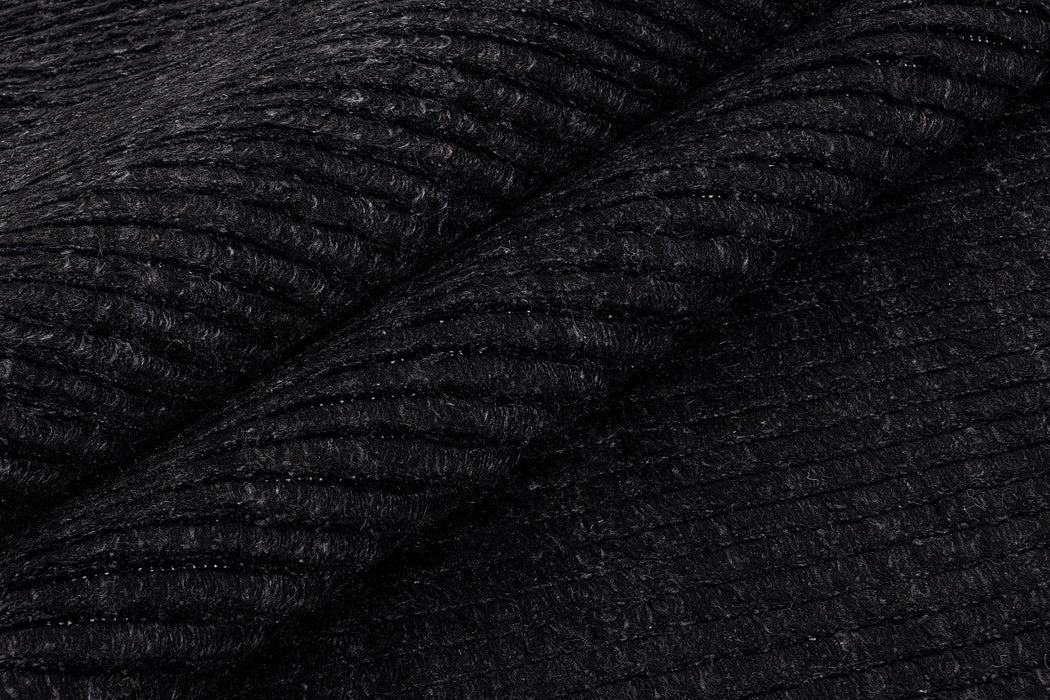 Isa Rug – Black