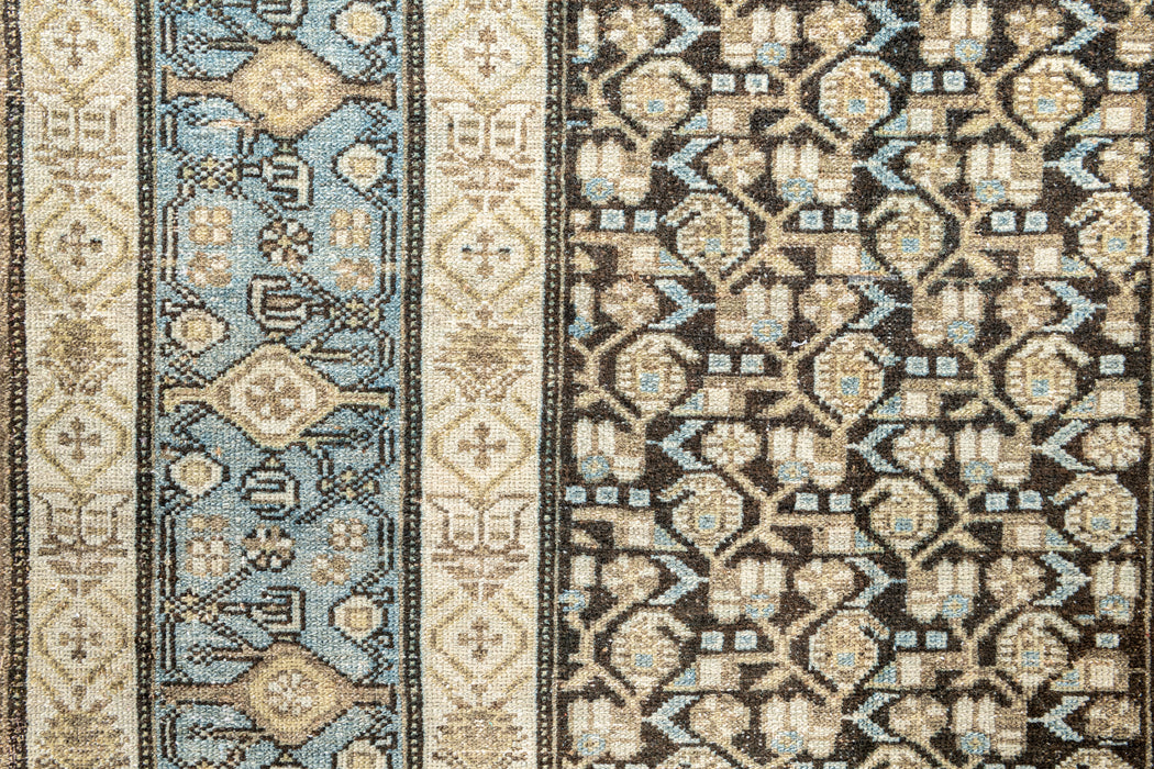 AR30029/12099, MALAYIR RUG, WEST PERSIA, 3'8" X 6'10"