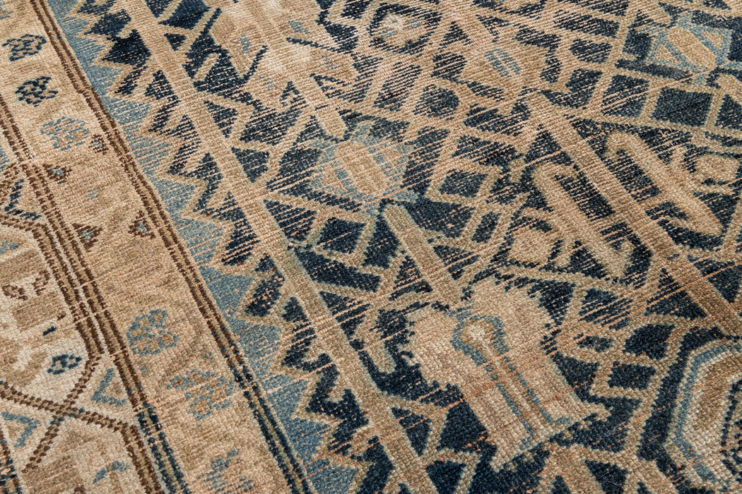 AR30034/10250, MALAYIR RUG, WEST PERSIA, 4'1" X 6'7"