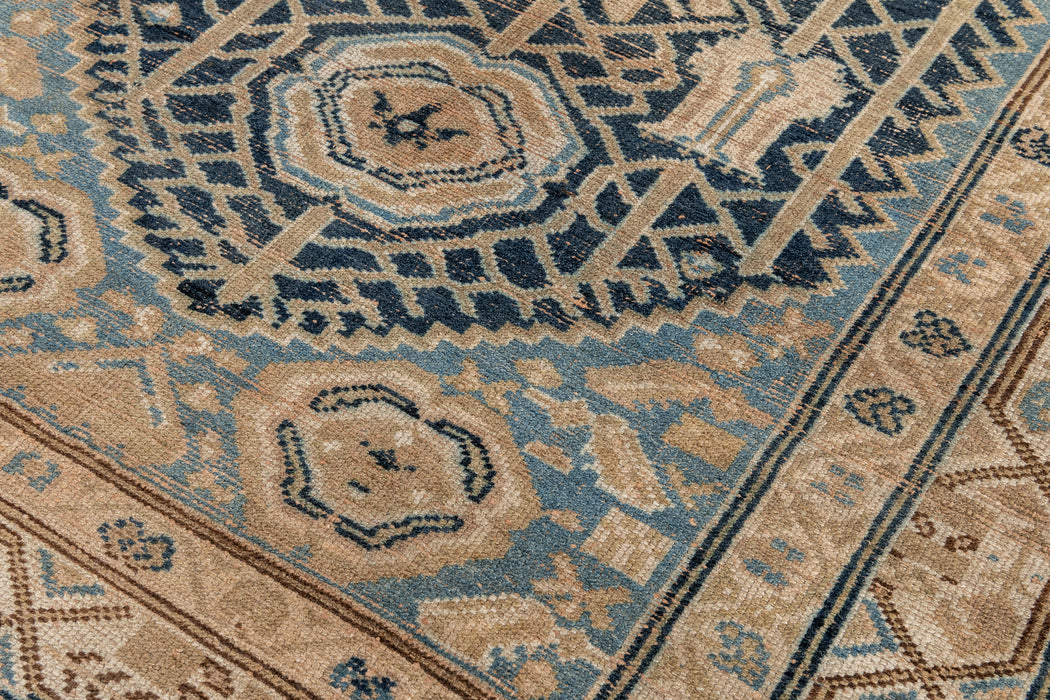 AR30034/10250, MALAYIR RUG, WEST PERSIA, 4'1" X 6'7"