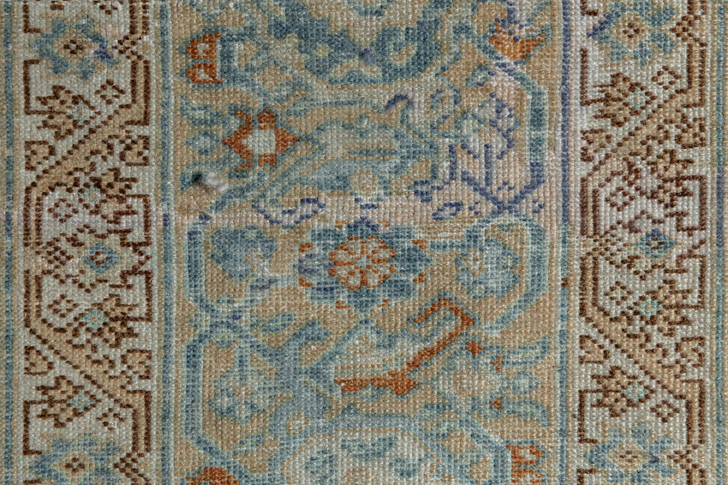 AR30060/16261, TABRIZ RUG, NORTH WEST PERSIA, 8' X 11'4"