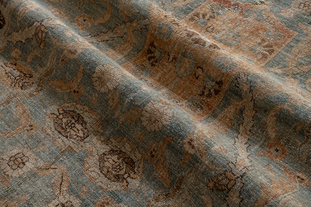 AR30061/16262, TABRIZ RUG, NORTH WEST PERSIA, 7'4" X 10'6"
