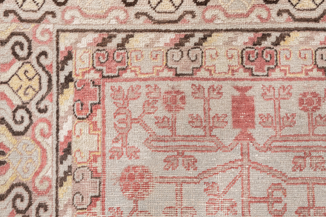AR30065, KHOTAN RUG, EAST TURKESTAN, 5'11" X 11'1"