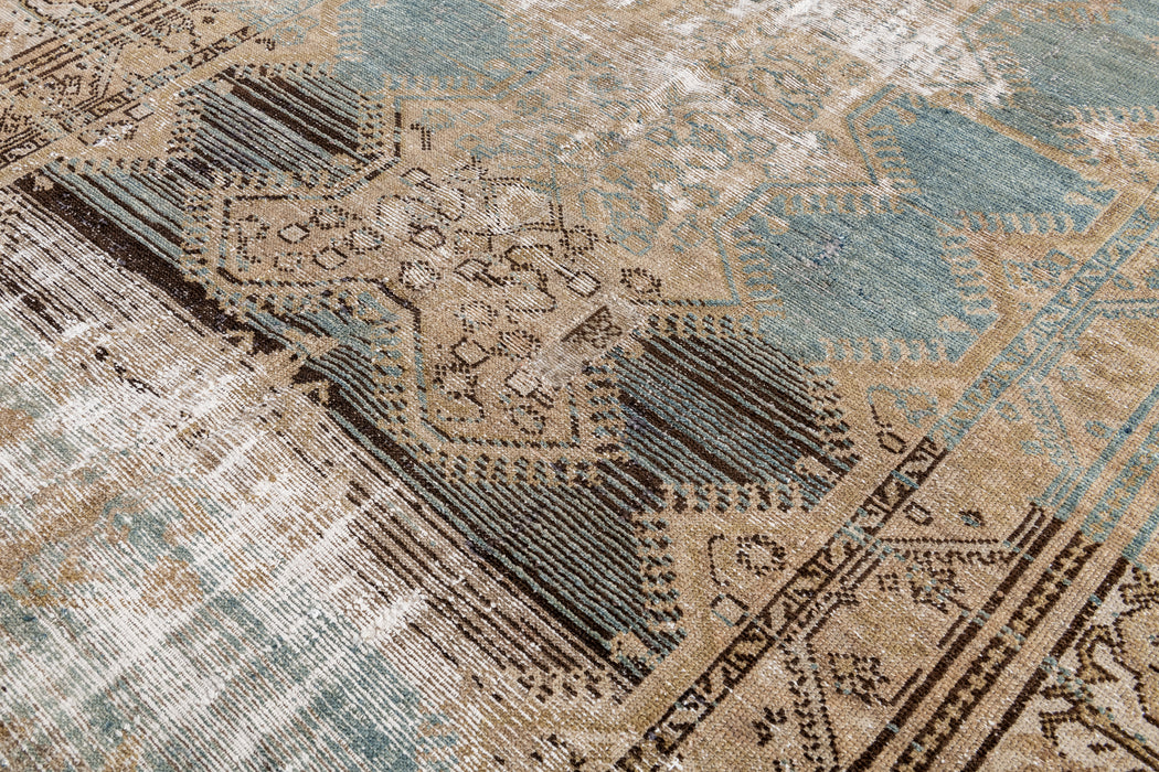 AR30067/14121, MALAYIR RUG, WEST PERSIA, 4'8" X 10'3"