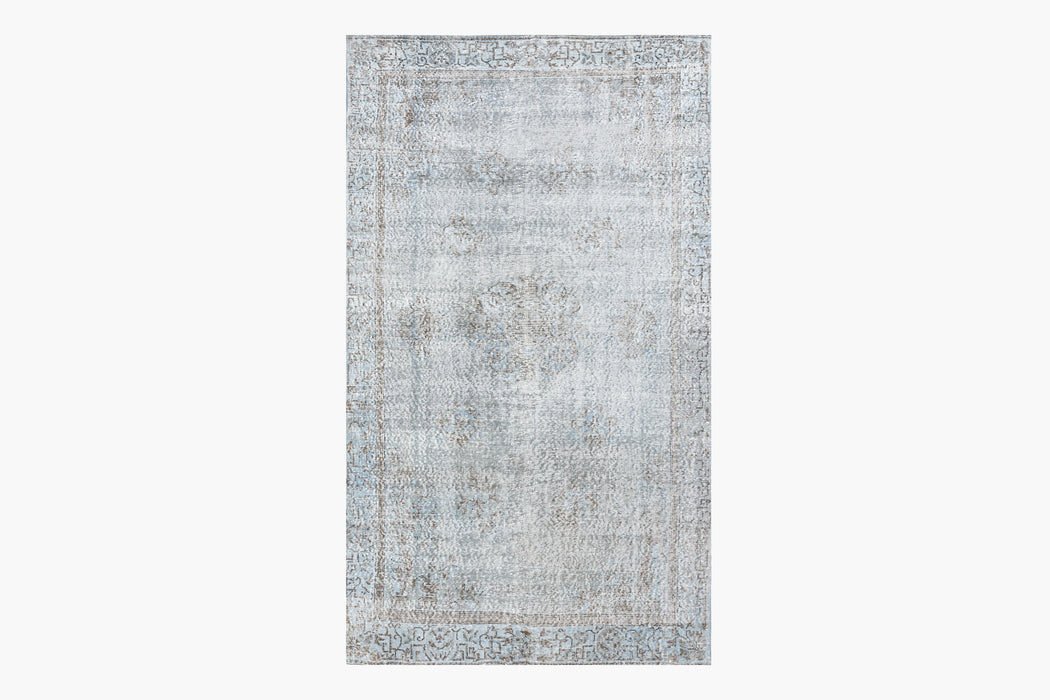 AR30071/MM72465, A VINTAGE ANATOLIAN RUG, ANATOLIA, 5' X 8'8"