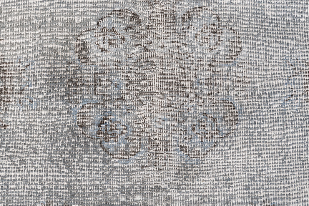 AR30071/MM72465, A VINTAGE ANATOLIAN RUG, ANATOLIA, 5' X 8'8"
