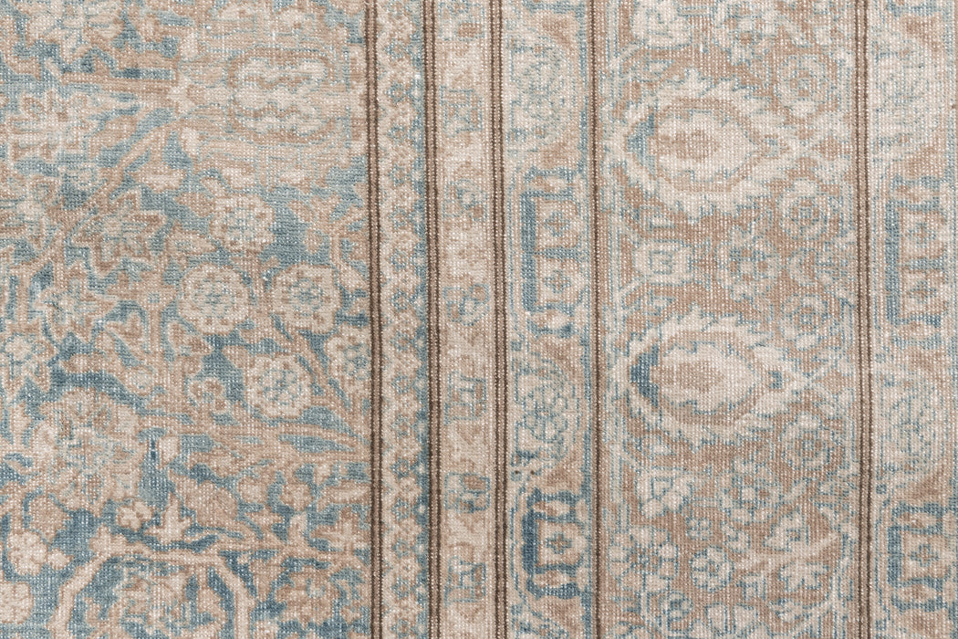 ANTIQUE TABRIZ RUG, AR30079/14987, NORTH WEST PERSIA, 7' 11" x 10' 8"
