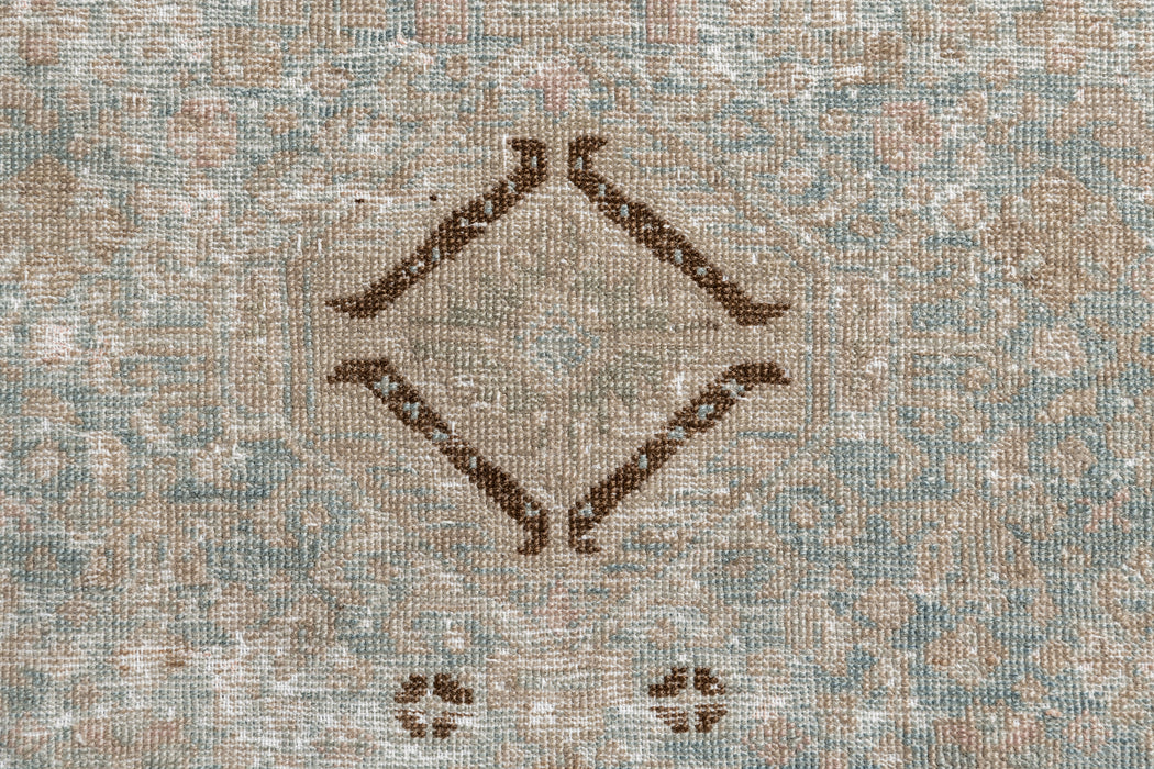TABRIZ RUG, AR30082/AR024, NORTH WEST PERSIA, 7'11" X 10'10"