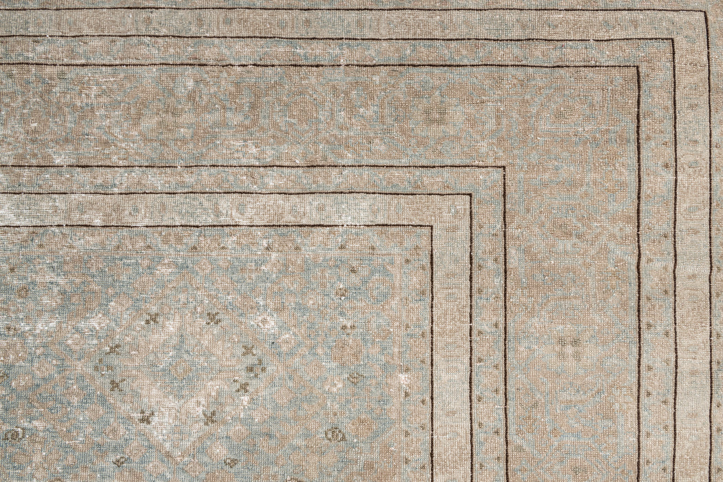 TABRIZ RUG, AR30082/AR024, NORTH WEST PERSIA, 7'11" X 10'10"