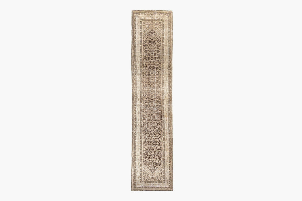 MALAYIR RUG, WEST PERSIA, 3'8" x 16'6"