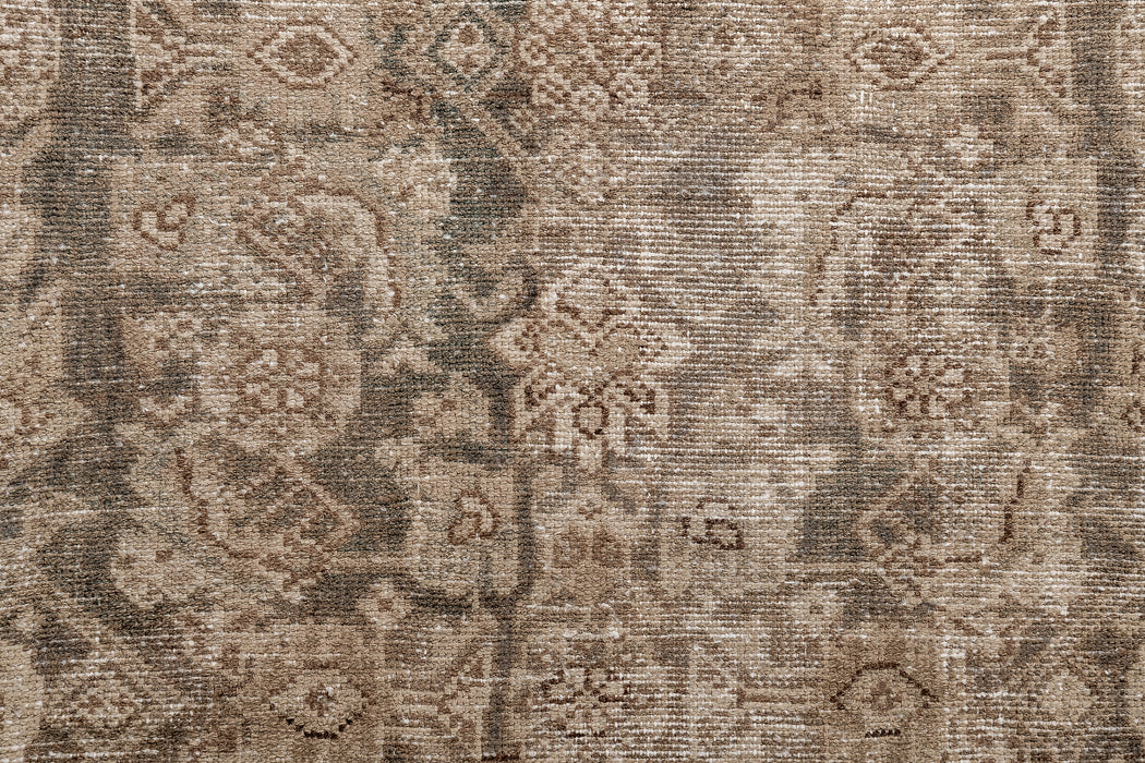 MALAYIR RUG, WEST PERSIA, 3'8" x 16'6"