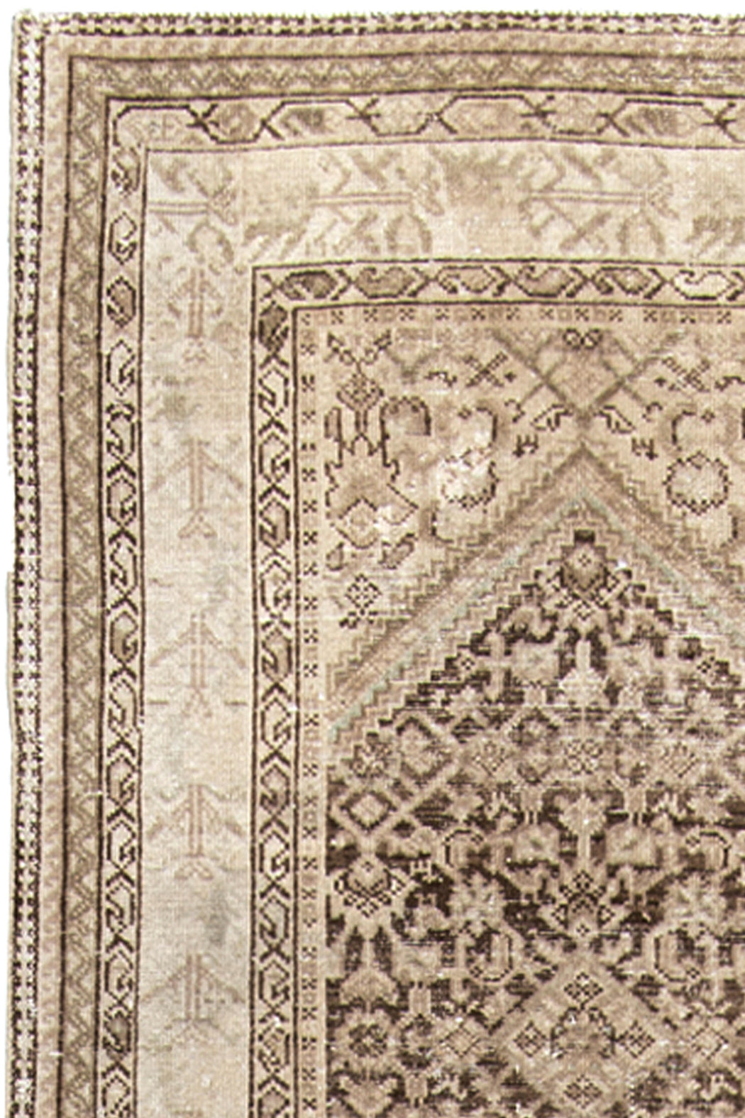 MALAYIR RUG, WEST PERSIA, 3'8" x 16'6"
