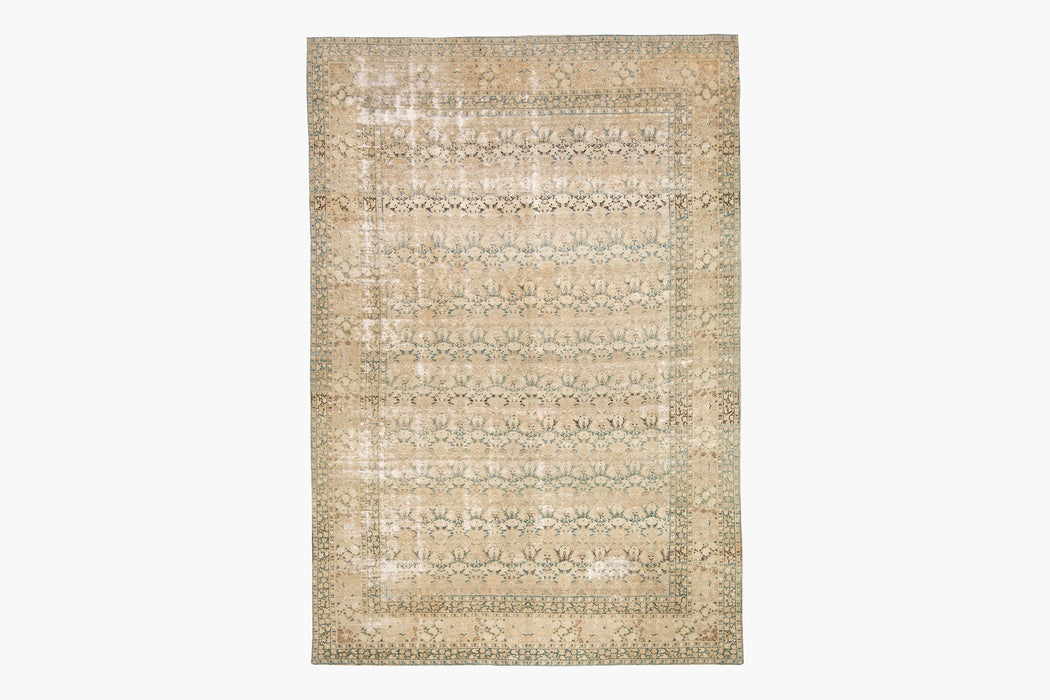 KERMAN RUG, AR30116/11587, SOUTH EAST PERSIA, 9' X 15'3"