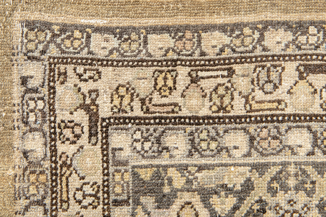 AR31041/7226, MALAYIR RUG, WEST PERSIA, 3'2" X 9'4"