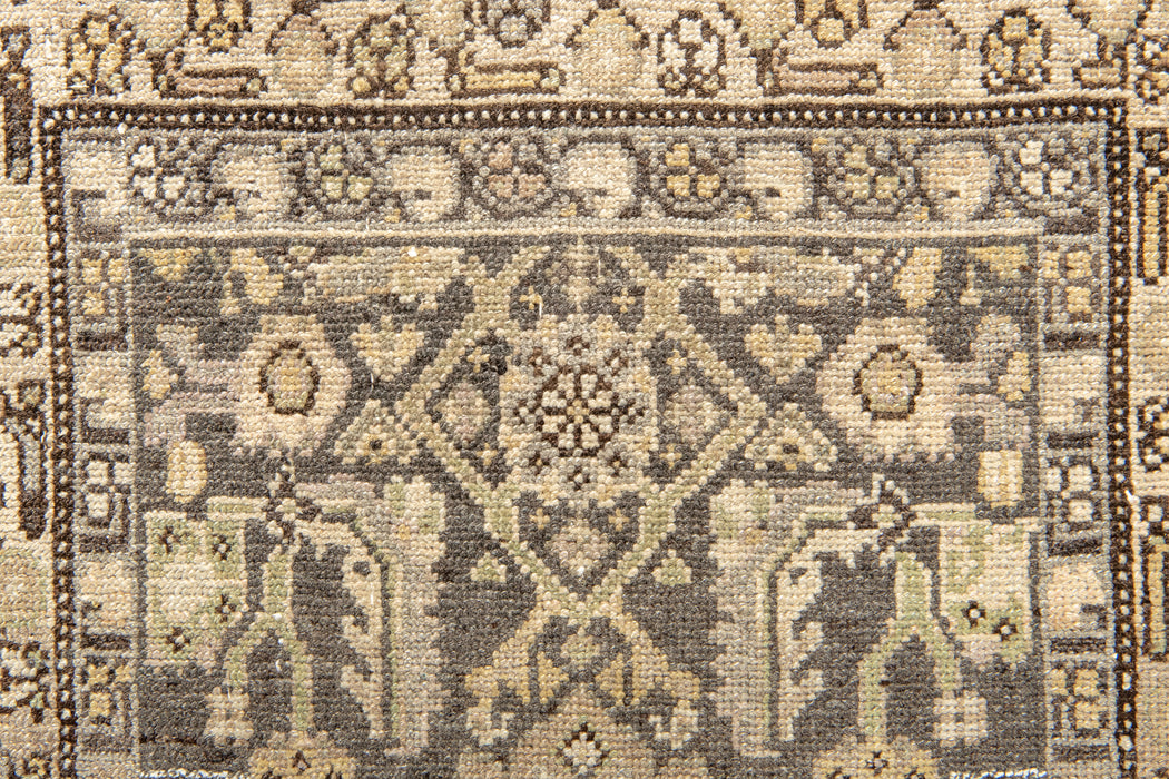 AR31041/7226, MALAYIR RUG, WEST PERSIA, 3'2" X 9'4"