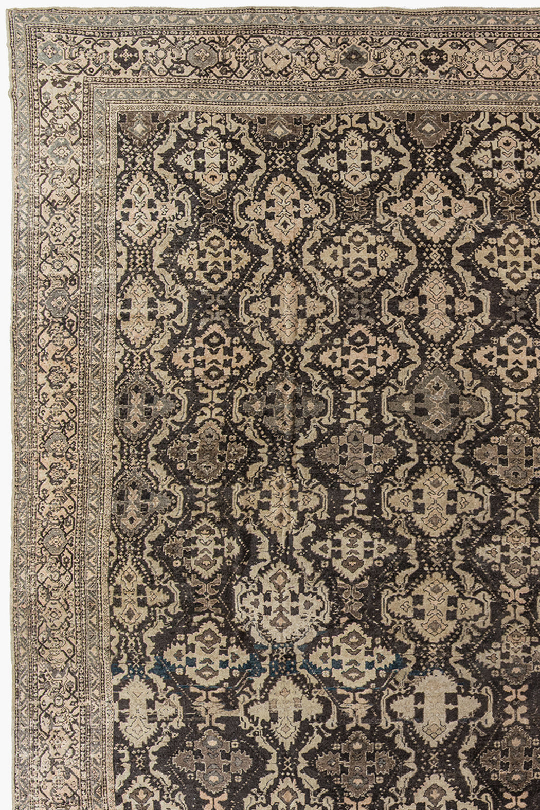 SULTANABAD RUG, WEST PERSIA, 16'9" X 27'1"