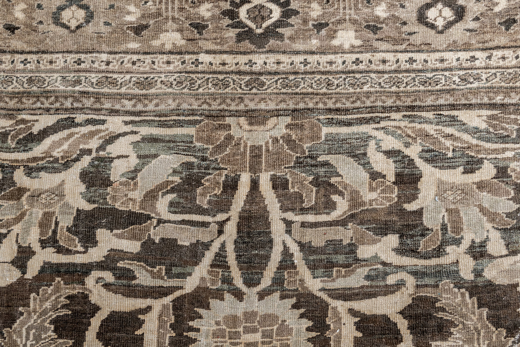 SULTANABAD RUG, WEST PERSIA, 13'10" X 19'9"