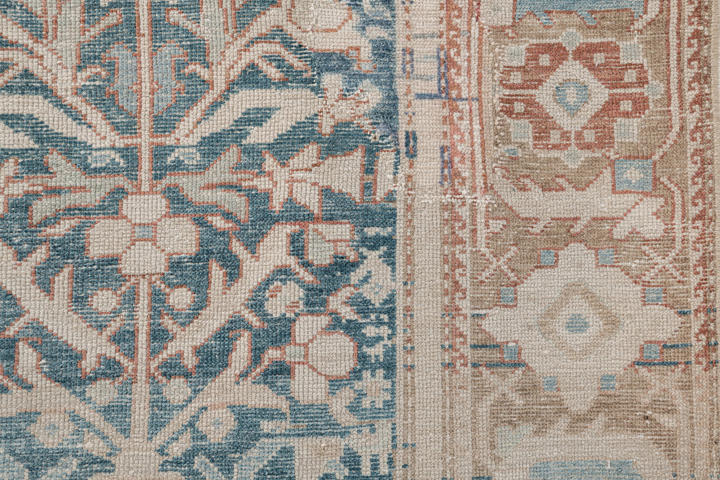 MALAYIR RUG, WEST PERSIA, 6'7" X 12'8"