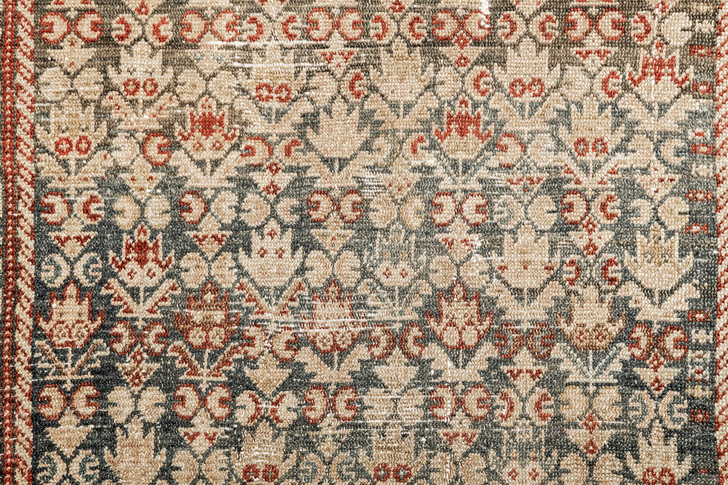 MALAYIR RUG, WEST PERSIA, 3'4" X 15'3"